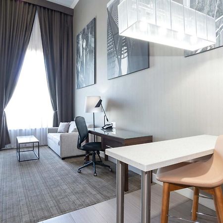 Sandman Signature Winnipeg Airport Hotel & Suites Extérieur photo